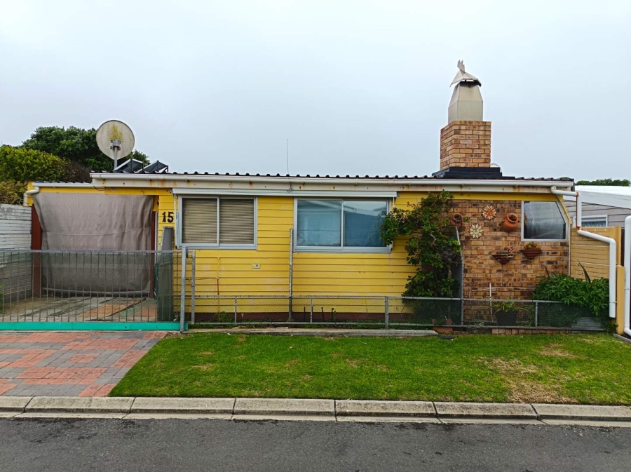 2 Bedroom Property for Sale in Pearly Beach Western Cape